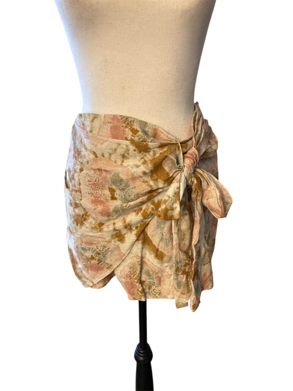 NWT Free People Linen Blend Sweet As Beach Mini Skirt Tie
Dye Neutral Size 12